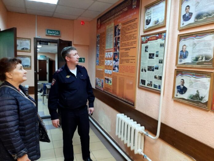 В Подольске секретарь Общественного совета при УМВД проверила работу Дубровицкого пункта полиции В Подольске секретарь Общественного совета при УМВД проверила работу Дубровицкого пункта полиции