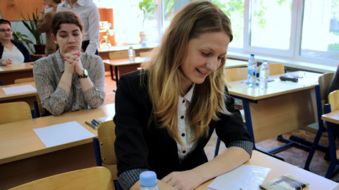 Информируем подольчан: почти 21 тысяча подмосковных выпускников напишут ЕГЭ по математике 10 июля