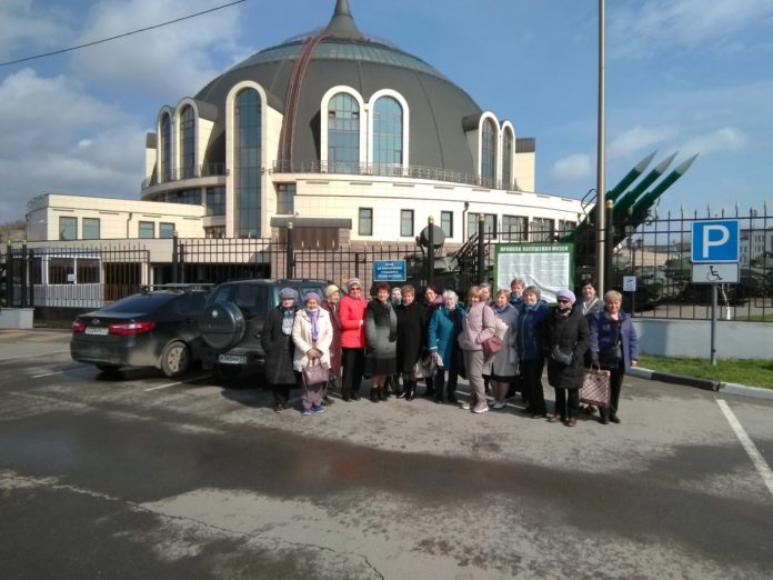 В рамках программы «Активное долголетие» подольские ветераны педагогического труда дошкольного образования посетили город-герой Тулу В рамках программы «Активное долголетие» подольские ветераны педагогического труда дошкольного образования посетили город-герой Тулу