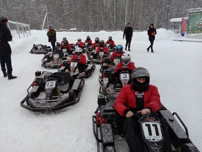 Универсиада студентов стартовала с соревнований по картингу в Подольске Универсиада студентов стартовала с соревнований по картингу в Подольске
