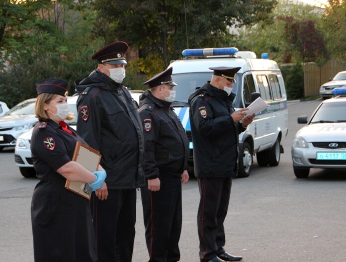 Состоялся строевой смотр с участием полицейских УМВД России по Городскому округу Подольск