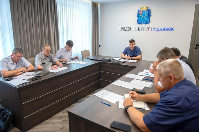 Вопросы ЖКХ и помощь Подольской детской больнице обсудили на профильных часах в администрации округа Вопросы ЖКХ и помощь Подольской детской больнице обсудили на профильных часах в администрации округа