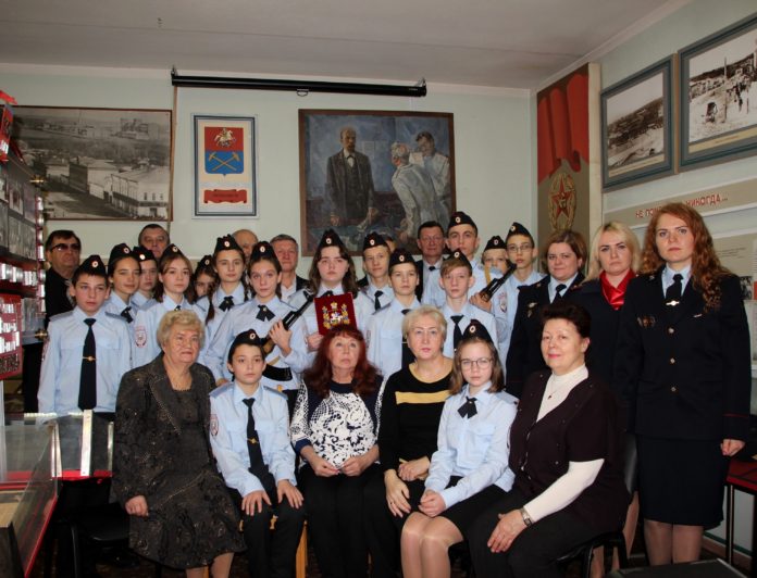 В подольских школах создают отряды «Юных друзей полиции» В подольских школах создают отряды «Юных друзей полиции»