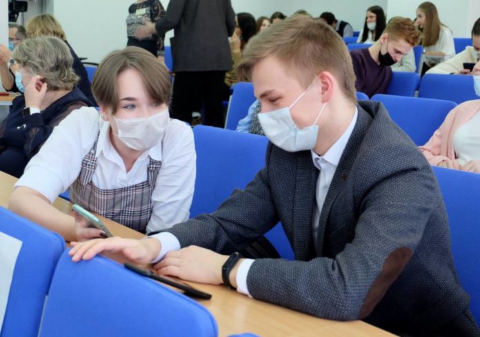 Московская область присоединилось ко Всероссийской акции «100 баллов для Победы» Московская область присоединилось ко Всероссийской акции «100 баллов для Победы»