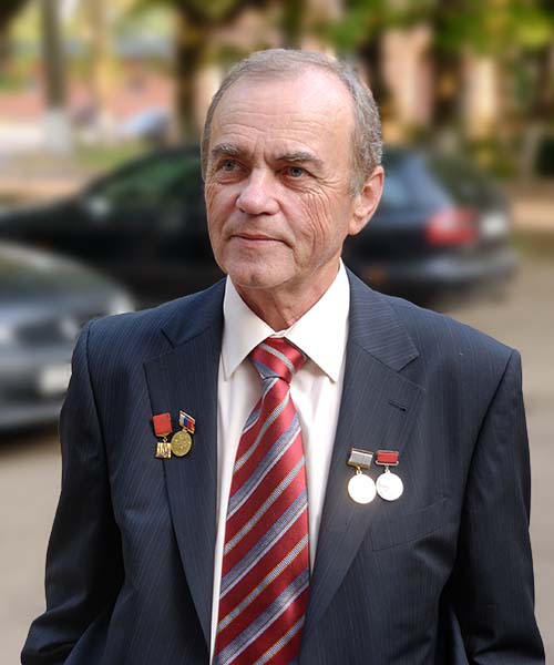 Бывший сотрудник ЦНИИТОЧМАШ подготовил уникальную монографию