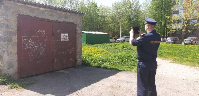 По предписаниям Госадмтехнадзора  устранено 36 нарушений в содержании фасадов нежилых зданий в Городском...