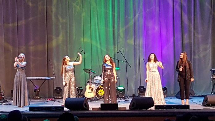 Музыкально-танцевальный вечер «Песни на все времена» состоялся в КПЦ «Дубровицы»