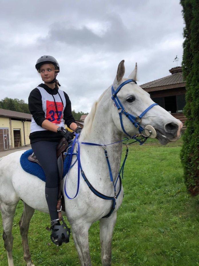 Подольчанки выиграли на всероссийском чемпионате по конным дистанционным пробегам Подольчанки выиграли на всероссийском чемпионате по конным дистанционным пробегам