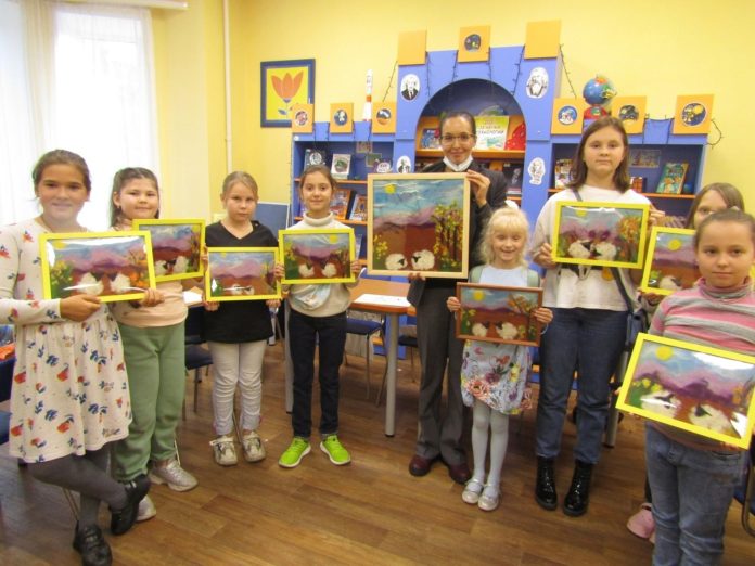 Мастер-класс по живописи шерстью прошел в подольской библиотеке №11