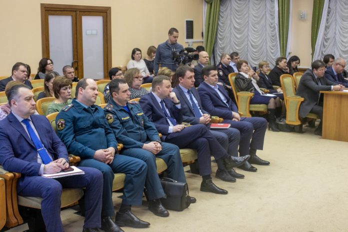 В администрации горокруга Подольск обсудили мероприятия по недопущению распространения коронавирусной инфекции