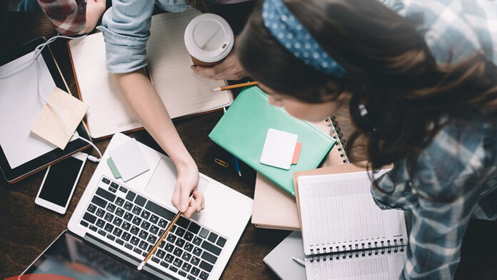 К сведению подольчан: курс по основам бизнеса для школьников запустили в Подмосковье