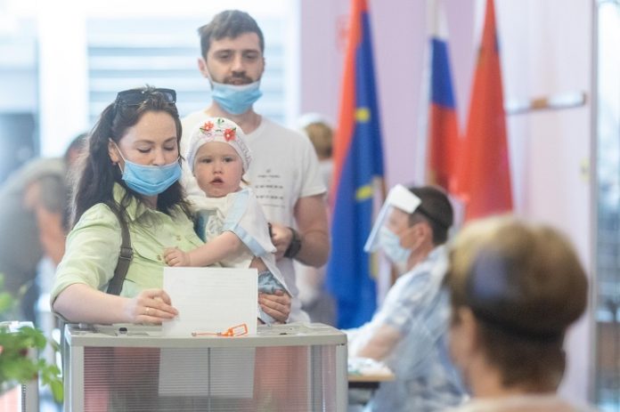 Исторический день. Россияне определили будущее страны Исторический день. Россияне определили будущее страны