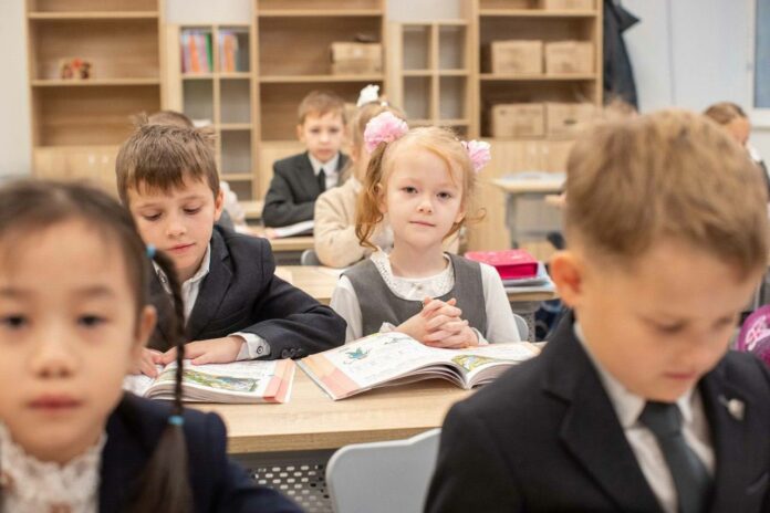 Начался прием документов для зачисления в 1-й класс  Начался прием документов для зачисления в 1-й класс