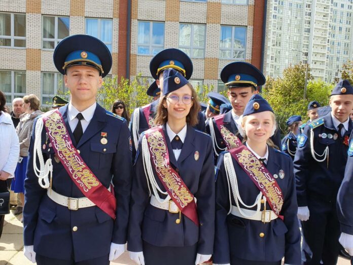 В школах Большого Подольска прозвенели последние звонки В школах Большого Подольска прозвенели последние звонки