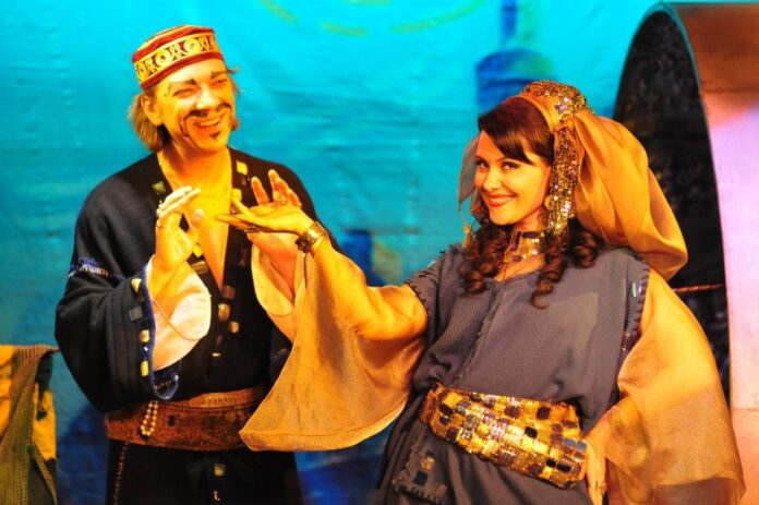 Детский мюзикл “Али-Баба и 40 разбойников” представят в КПЦ «Дубровицы» Детский мюзикл “Али-Баба и 40 разбойников” представят в КПЦ «Дубровицы»