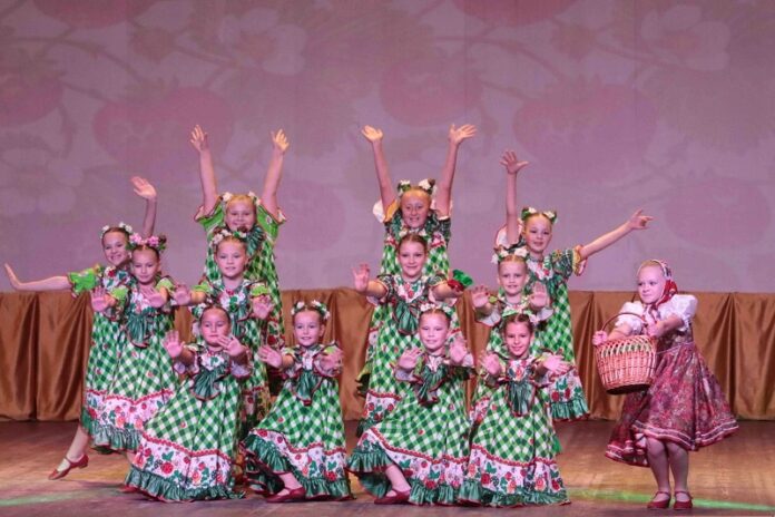 Концерт для избирателей состоялся в Доме культуры «Металлург» микрорайона Львовский 13 сентября Концерт для избирателей состоялся в Доме культуры «Металлург» микрорайона Львовский 13 сентября