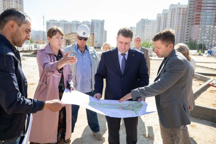 В Подольске продолжается благоустройство новой пешеходной зоны на бульваре 65-летия Победы В Подольске продолжается благоустройство новой пешеходной зоны на бульваре 65-летия Победы