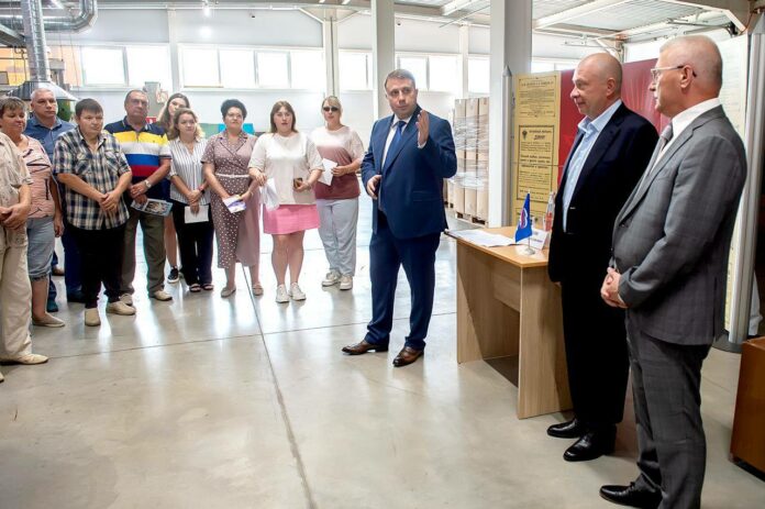 Встреча с трудовым коллективом завода «ФЕТТЕРЪ» Встреча с трудовым коллективом завода «ФЕТТЕРЪ»