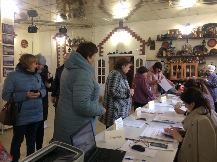 В 20 часов закроются избирательные участки на территории избирательного округа № 14 в Подольске В 20 часов закроются избирательные участки на территории избирательного округа № 14 в Подольске