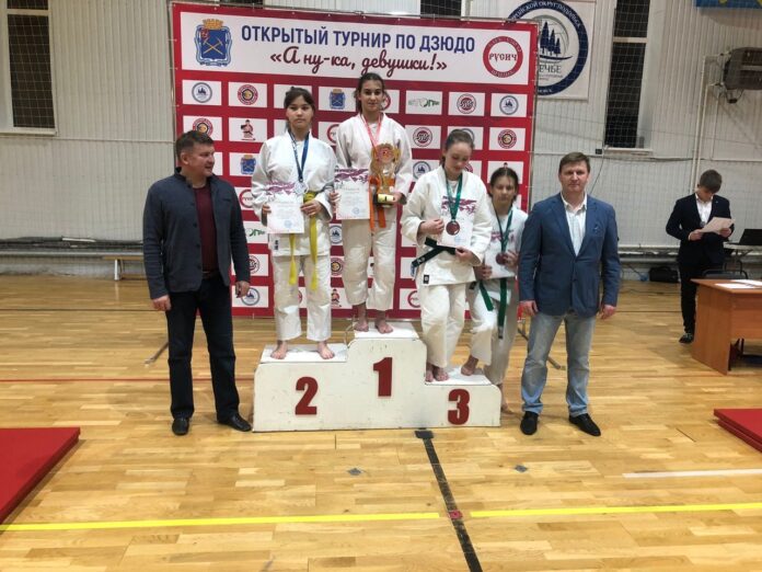 В ФСК «Заречье» прошел IV открытый турнир по дзюдо «А ну-ка девушки!» В ФСК «Заречье» прошел IV открытый турнир по дзюдо «А ну-ка девушки!»