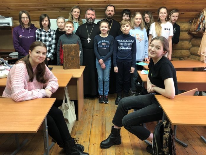 День Православной книги прошел в Воскресной школе Георгиевского храма День Православной книги прошел в Воскресной школе Георгиевского храма