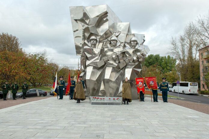 День памяти Подольских курсантов отмечается 5 октября День памяти Подольских курсантов отмечается 5 октября