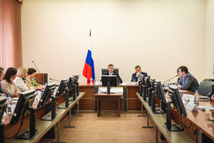 Члены Общественного совета при Минпросвещения России обсудили организацию детского отдыха Члены Общественного совета при Минпросвещения России обсудили организацию детского отдыха