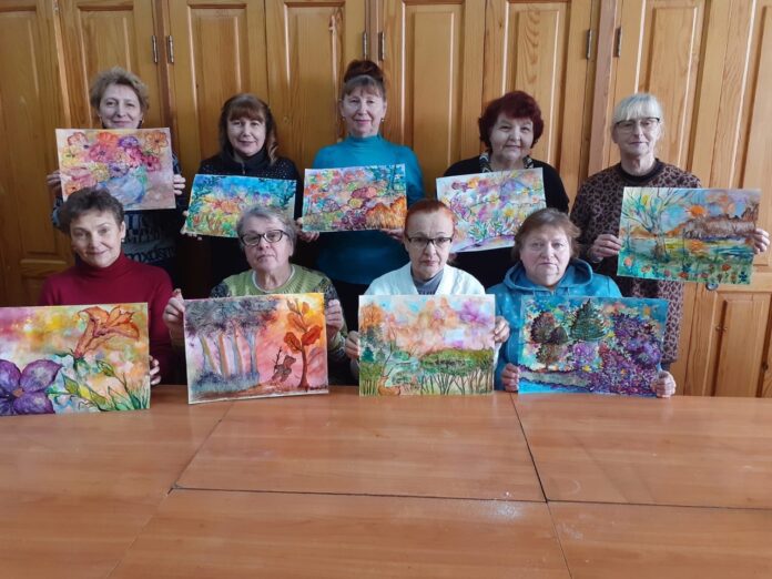 Мастер-класс “Акварельные мечты” состоялся в ДК “Металлург” для участников программы “Активное долголетие” Мастер-класс “Акварельные мечты” состоялся в ДК “Металлург” для участников программы “Активное долголетие”