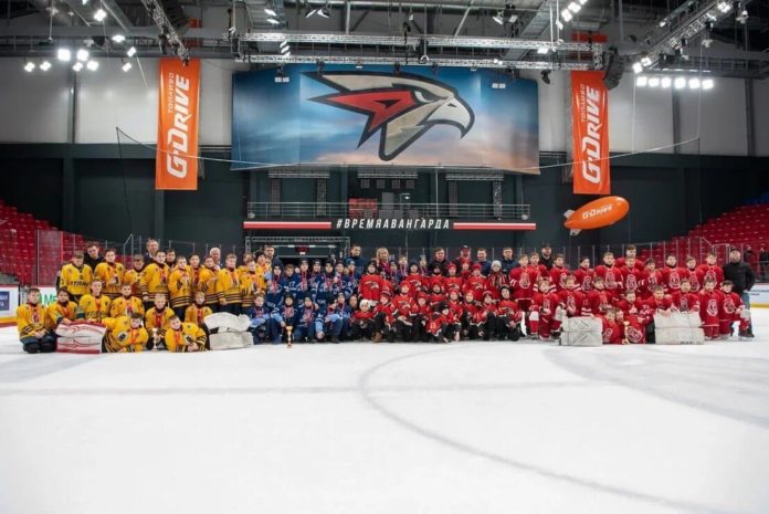 «Витязь» из Подольска победил на турнире по хоккею на кубок Юрия Ляпкина