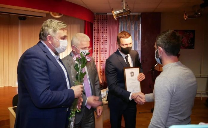 Мособлдума наградила волонтеров из Подольска Мособлдума наградила волонтеров из Подольска