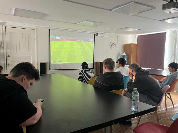 В Подольске определили трех лучших игроков на виртуальном футбольном поле В Подольске определили трех лучших игроков на виртуальном футбольном поле