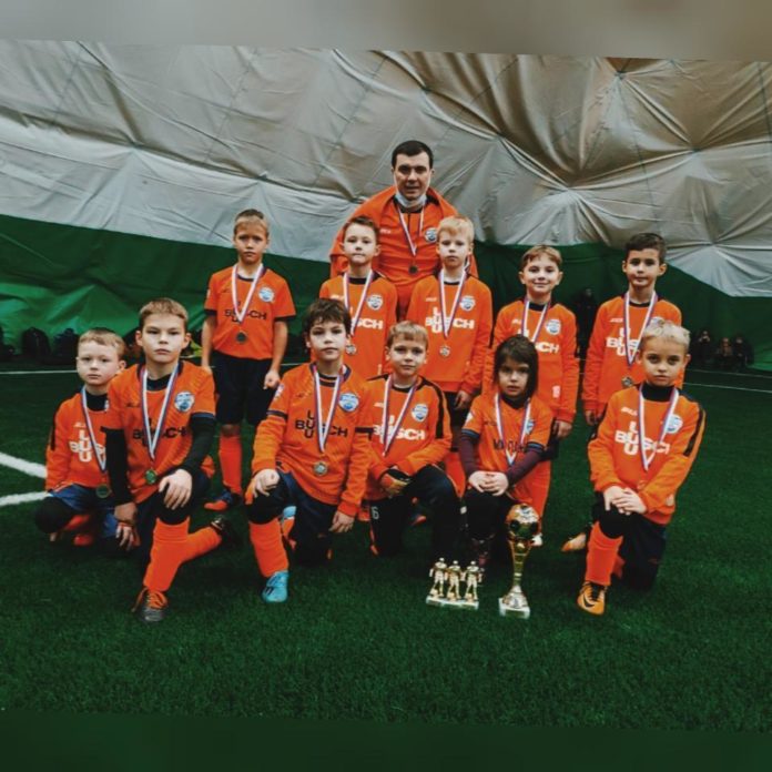 Уроженцы Подольска – лучшие на новогоднем чемпионате детской лиги ЛФЛ в Москве