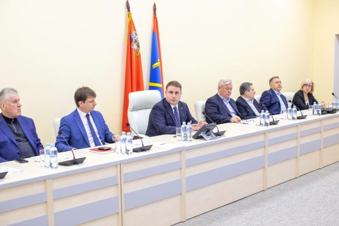 Глава округа провел заседание Совета по вопросам промышленности и предпринимательства при администрации г.о. Подольск Глава округа провел заседание Совета по вопросам промышленности и предпринимательства при администрации г.о. Подольск