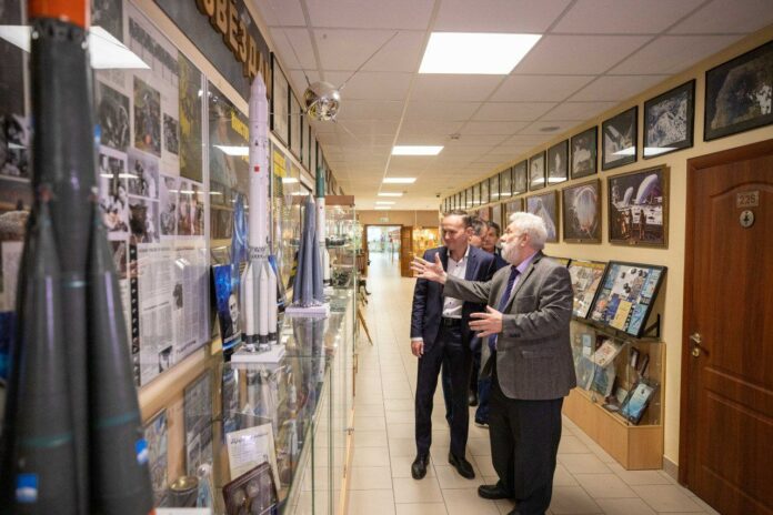 На подольском заводе есть свой звездный уголок