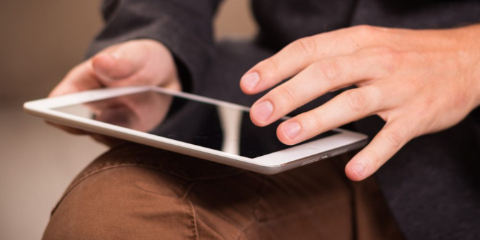 Сотрудники полиции задержали подозреваемого в присвоении товаров со склада на сумму более 173 тысяч... Сотрудники полиции задержали подозреваемого в присвоении товаров со склада на сумму более 173 тысяч...