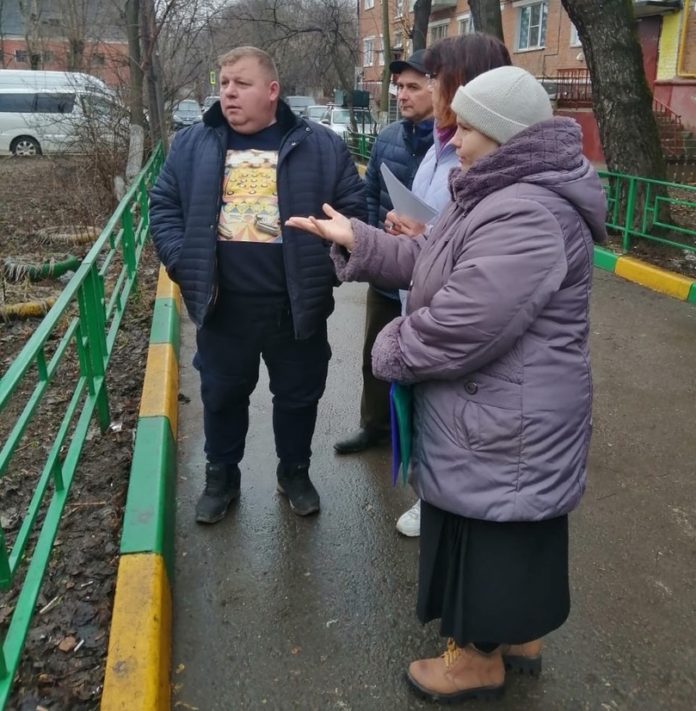 Встречу с председателем совета дома № 39/12 по улице Чайковского провели в муниципалитете