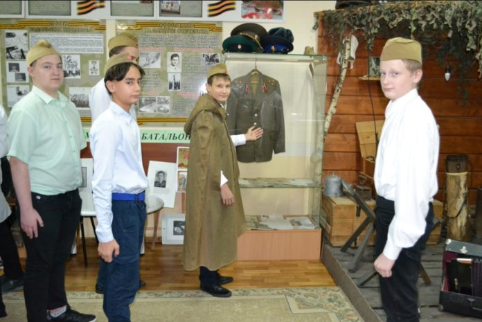 В школах Большого Подольска 3 декабря прошел Урок памяти «Имя твое неизвестно, подвиг твой... В школах Большого Подольска 3 декабря прошел Урок памяти «Имя твое неизвестно, подвиг твой...