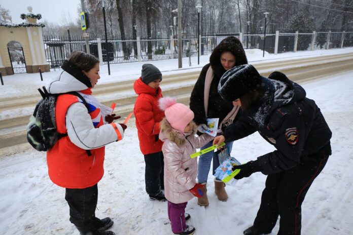 В Подольске сотрудники Госавтоинспекции провели профилактическую акцию «Пропусти пешехода»