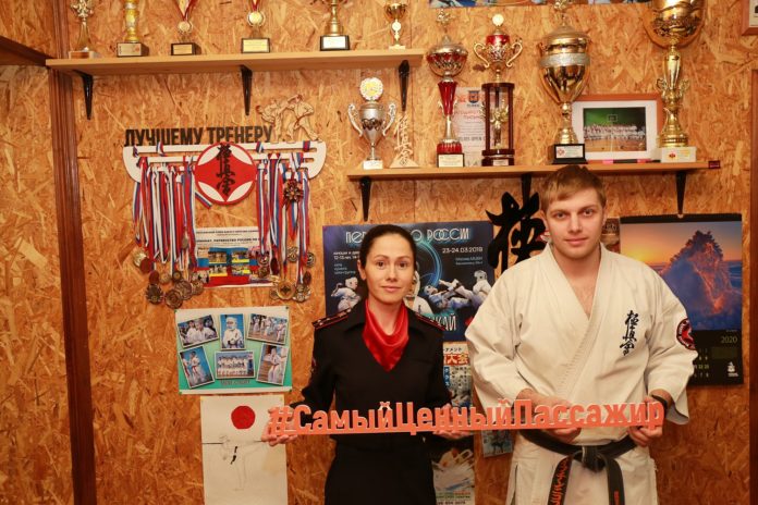 Сотрудники Госавтоинспекции провели урок дорожной безопасности для юных спортсменов в округе