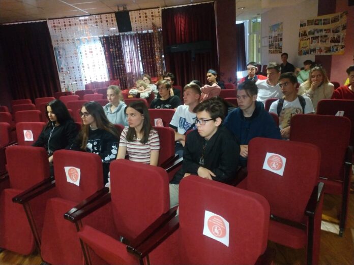 Презентация фильма “Сын неба” состоялась в Молодежном центре «Максимум» Презентация фильма “Сын неба” состоялась в Молодежном центре «Максимум»