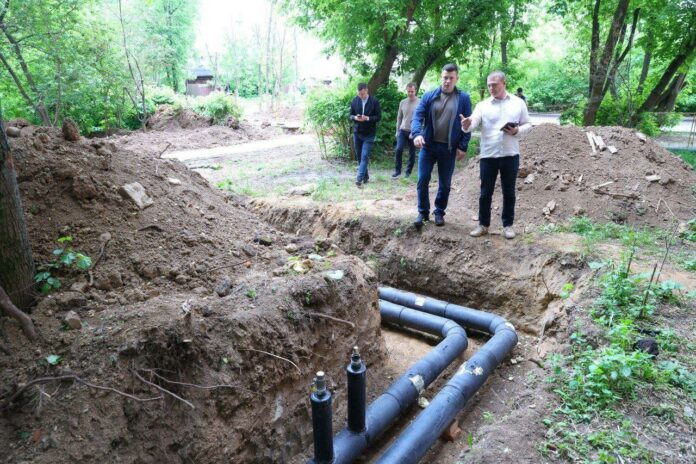 Ход работ по модернизации теплового хозяйства в Шепчинках проверил глава Подольска Ход работ по модернизации теплового хозяйства в Шепчинках проверил глава Подольска