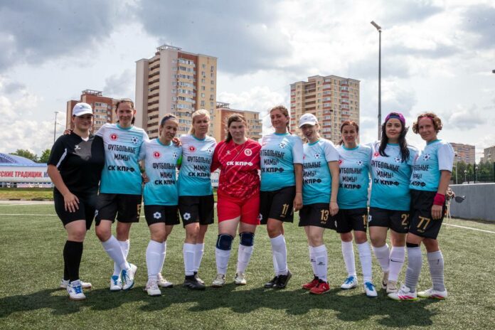 В Подольске прошел турнир «Футбольные мамы» В Подольске прошел турнир «Футбольные мамы»