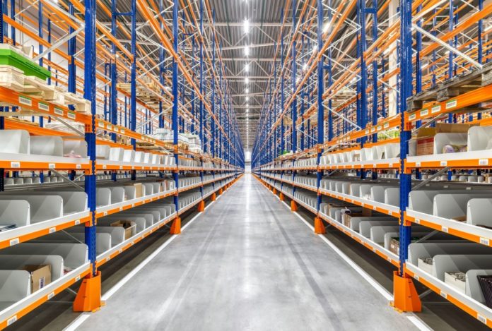 Полицейские задержали подозреваемого в серии краж на складе предприятия в д. Коледино Полицейские задержали подозреваемого в серии краж на складе предприятия в д. Коледино