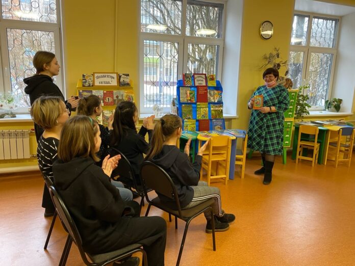 Выставка “По страницам Красной книги” открылась в мкр. Климовск