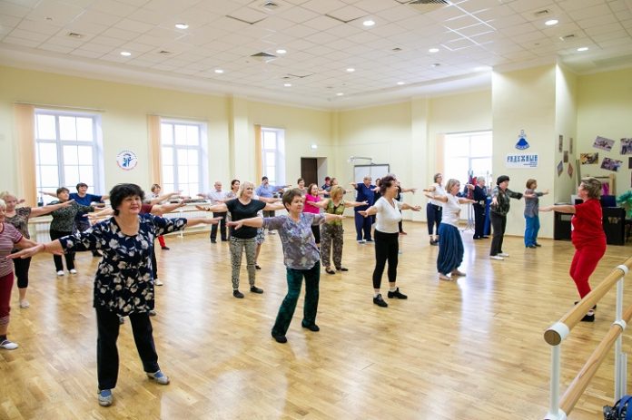 Весело, активно, задорно и спортивно Весело, активно, задорно и спортивно