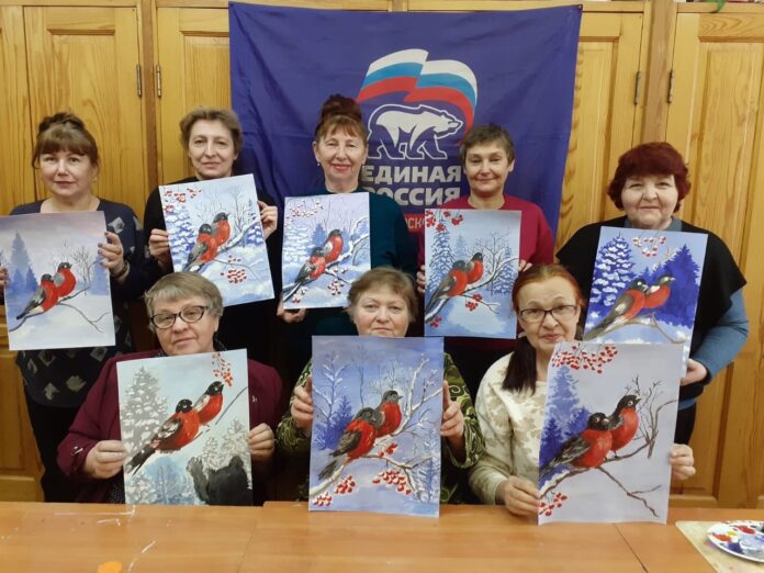 Состоялось занятие по ИЗО в ДК «Металлург» в рамках программы “Активное долголетие” Состоялось занятие по ИЗО в ДК «Металлург» в рамках программы “Активное долголетие”