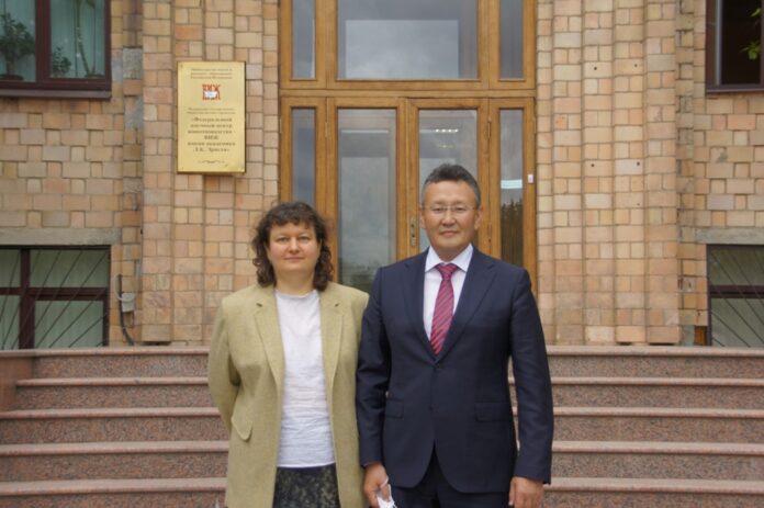 Ректор Арктического государственного агротехнологического университета посетил ВИЖ им. академика Л.К.Эрнста