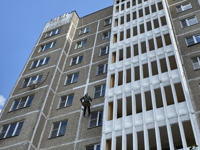 В Большом Подольске идет подготовка жилого фонда к осенне-зимнему периоду