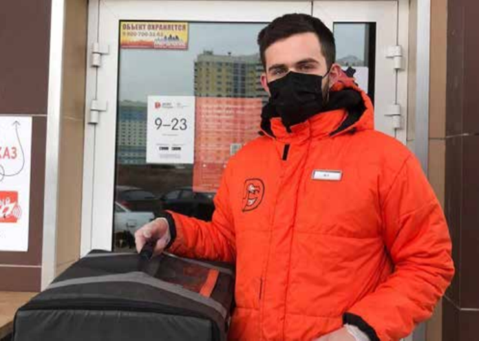 Оставайтесь дома – вам доставят все, что нужно! Оставайтесь дома – вам доставят все, что нужно!