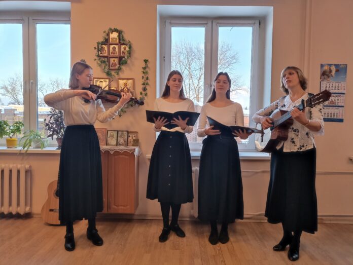 Концерт духовного пения прошел в наркологическом диспансере Подольска Концерт духовного пения прошел в наркологическом диспансере Подольска